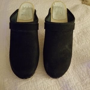 Maguba high heeled suede clogs Size 8